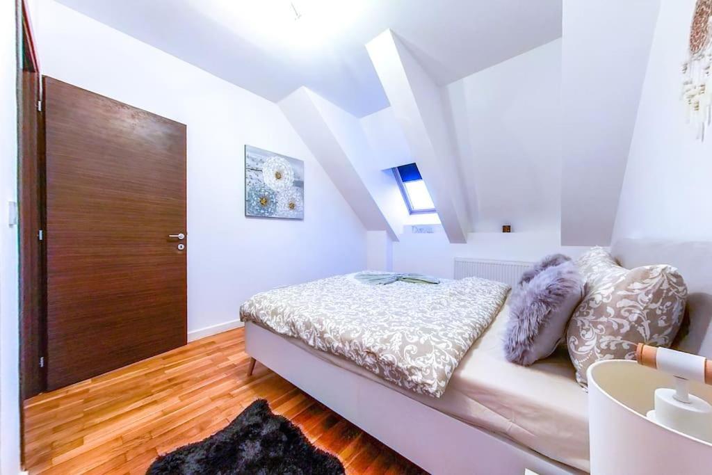 Bucharest Central D Apartment Luaran gambar
